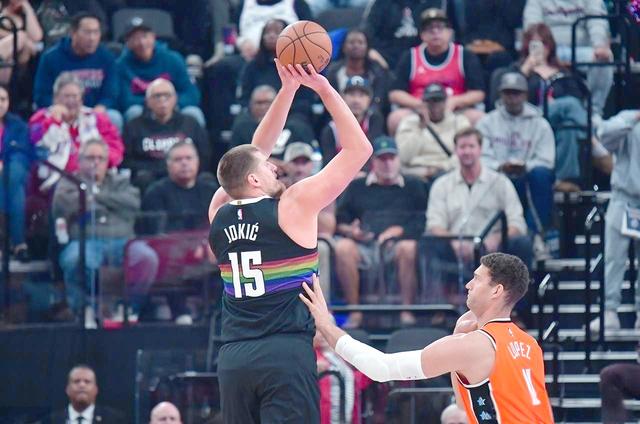 集结日丹佛掘金单刀错失——NBA季后赛节点到来，球迷炸锅，心理建设被强调的简单介绍