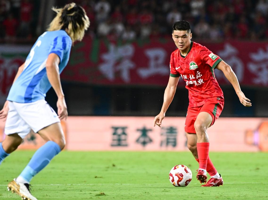 深圳男篮赛前防线松动；志在中超名次提升；压力陡增；赛季目标并未改变的简单介绍