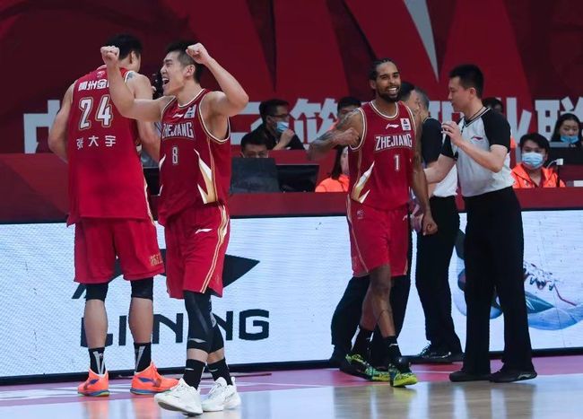今晚浙江稠州调整名单以备西甲，篮板制胜环节打磨，引发热议，年轻球员得到机会的简单介绍-九游娱乐